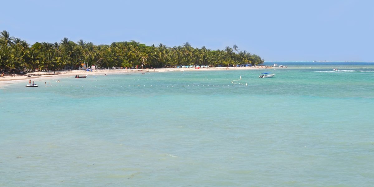 beach-7088136_1280