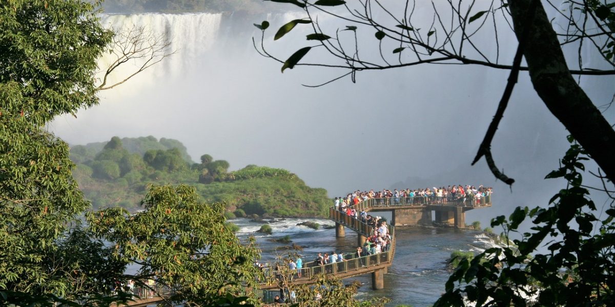 iguazu-falls-1163644_1280