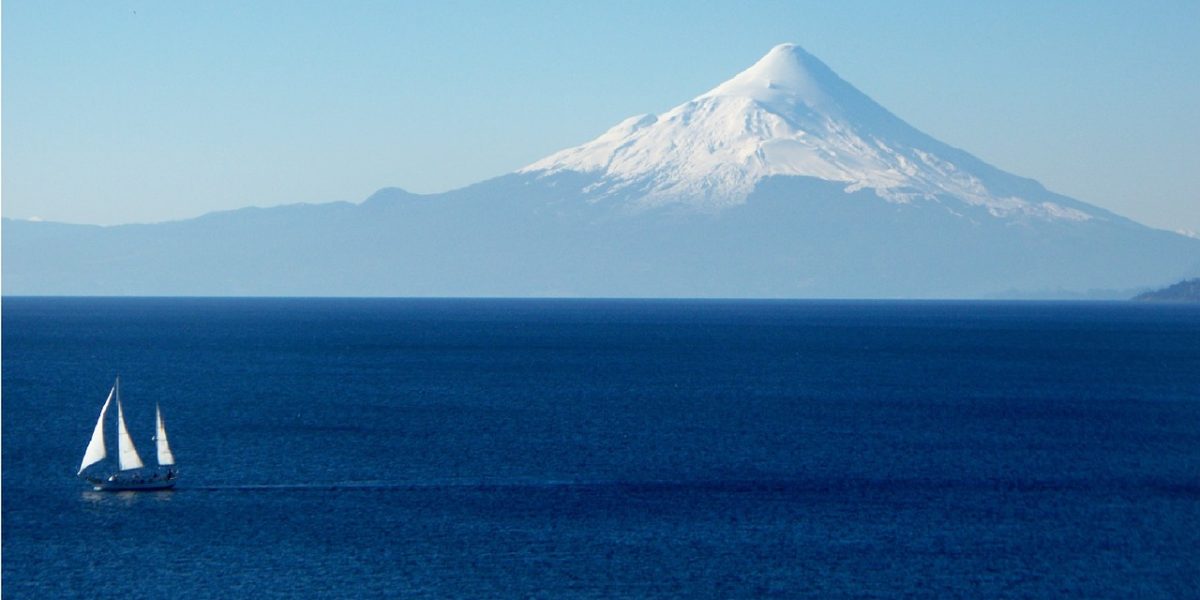 llanquihue-lake-3526890_1280
